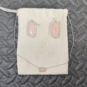Kendra Scott Blush Pink Necklace and Earring Set